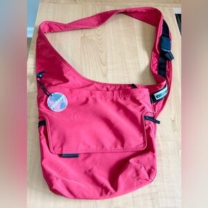 Fossil sling back bag crossbody purse woman red color